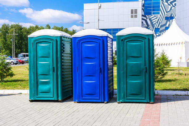 Types of Portable Toilets We Offer in Ken Caryl, CO